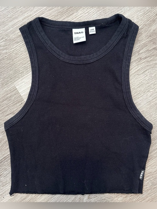 TNA Tops - TNA Black Ribbed Tank Top - Scoop Neck⭐️